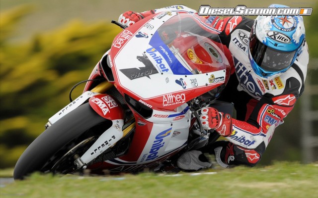 Ducati Carlos Checa scored his 9th victory of 2011 Widescreen Picture #20 Ducati Carlos Checa scored his 9th victory of 2011 Widescreen Picture #20