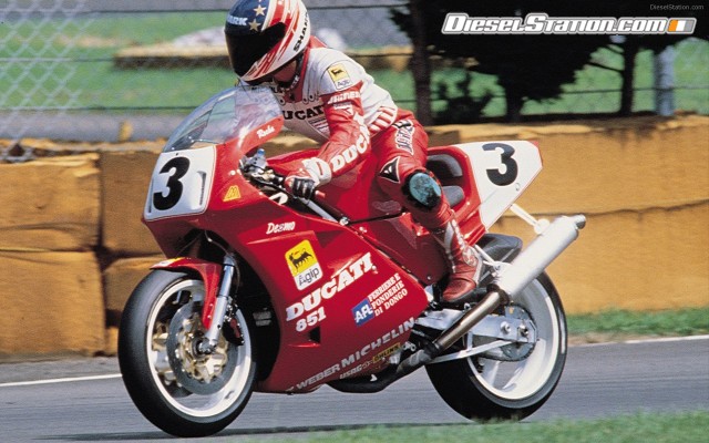 Ducati Carlos Checa scored his 9th victory of 2011 Widescreen Picture #17 Ducati Carlos Checa scored his 9th victory of 2011 Widescreen Picture #17