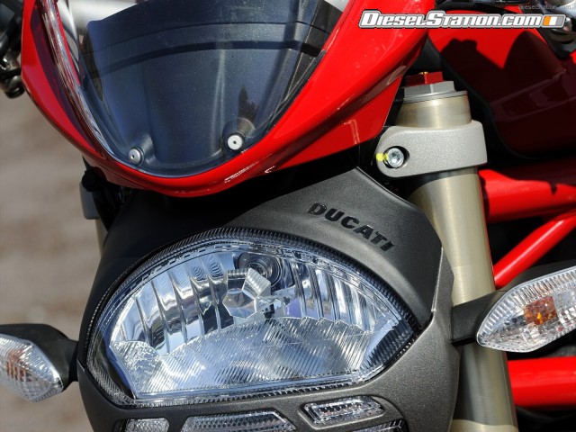 Ducati Monster 1100EVO 2012 Picture #12 Ducati Monster 1100EVO 2012 Picture #12