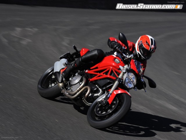 Ducati Monster 1100EVO 2012 Picture #5 Ducati Monster 1100EVO 2012 Picture #5