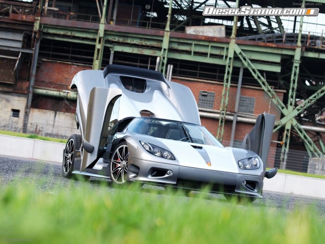 Edo Koenigsegg  CCR 2011 Picture #36 Edo Koenigsegg  CCR 2011 Picture #36