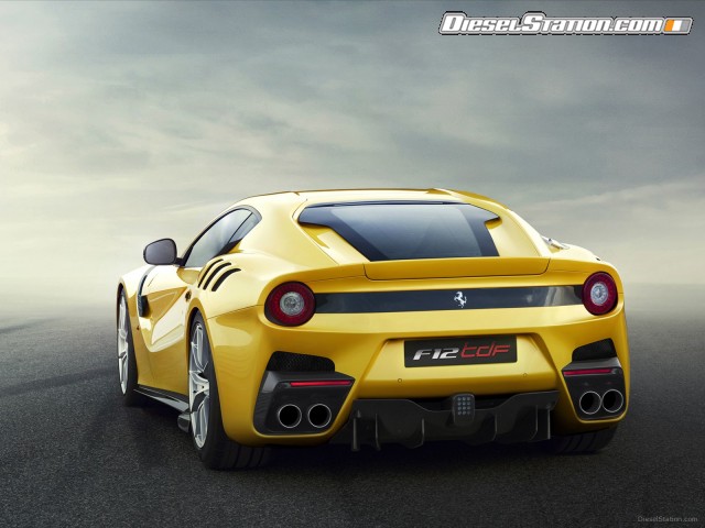 Ferrari F12tdf 2016 Picture #13 Ferrari F12tdf 2016 Picture #13