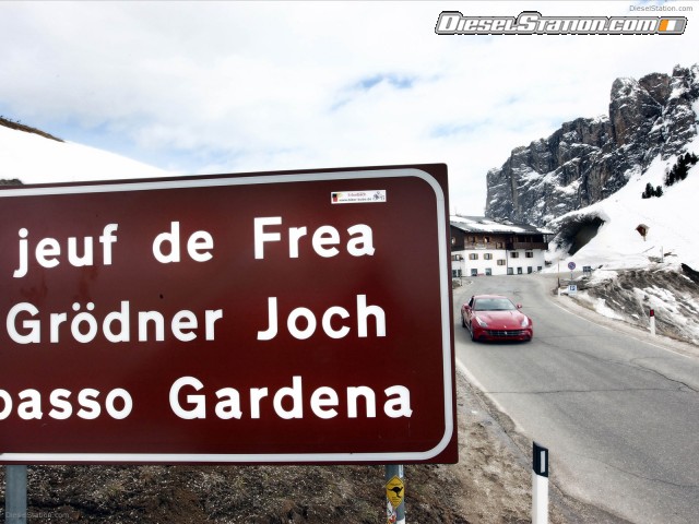 Ferrari FF 2011 Picture #28 Ferrari FF 2011 Picture #28