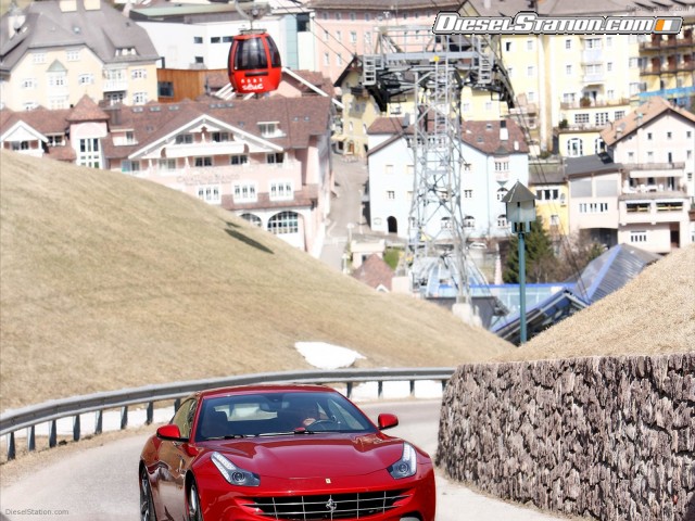 Ferrari FF 2012 Picture #32 Ferrari FF 2012 Picture #32