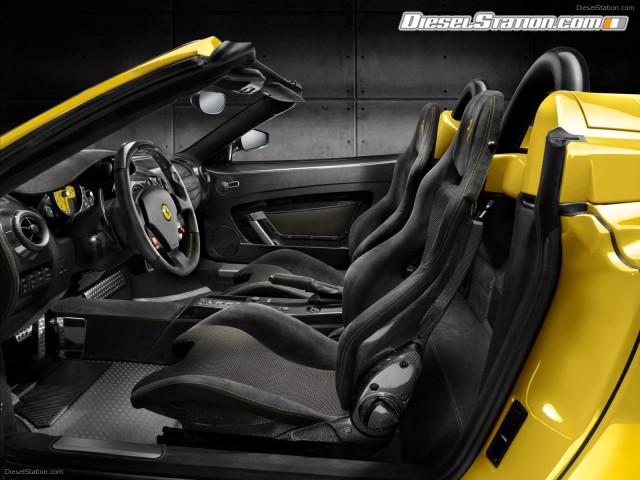 Ferrari Scuderia Spider 16M Picture #11 Ferrari Scuderia Spider 16M Picture #11