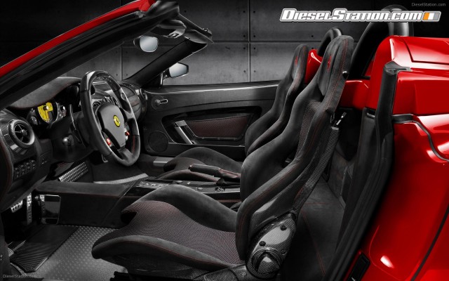 Ferrari Scuderia Spider 16M Widescreen Picture #4 Ferrari Scuderia Spider 16M Widescreen Picture #4