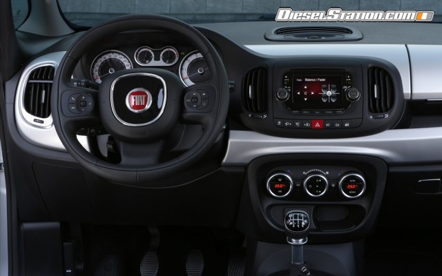Fiat 500L Beats Edition 2014 Widescreen Picture #8 Fiat 500L Beats Edition 2014 Widescreen Picture #8