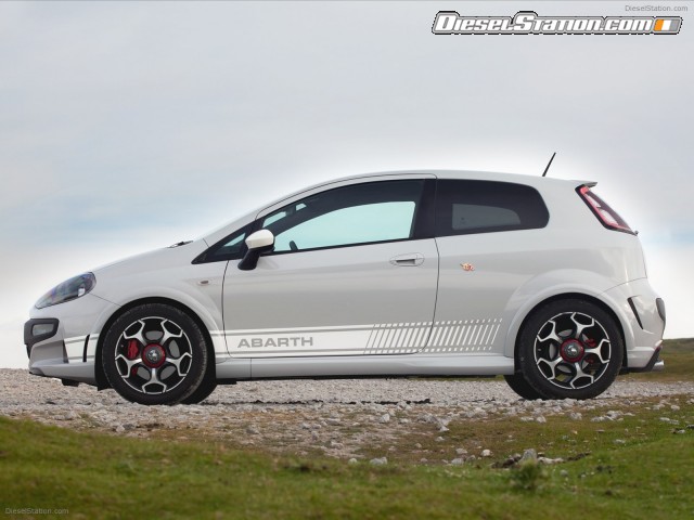 Fiat Abarth Punto Evo 2011 Picture #35 Fiat Abarth Punto Evo 2011 Picture #35