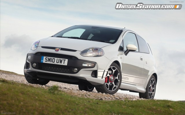Fiat Abarth Punto Evo 2011 Widescreen Picture #17 Fiat Abarth Punto Evo 2011 Widescreen Picture #17