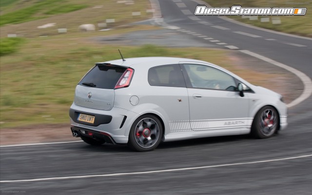Fiat Abarth Punto Evo 2011 Widescreen Picture #11 Fiat Abarth Punto Evo 2011 Widescreen Picture #11