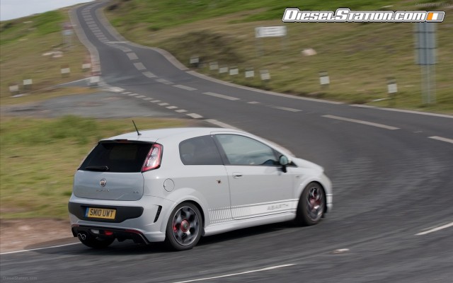 Fiat Abarth Punto Evo 2011 Widescreen Picture #16 Fiat Abarth Punto Evo 2011 Widescreen Picture #16