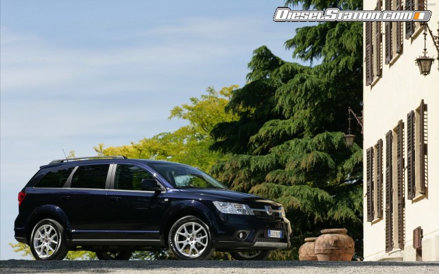 Fiat Freemont 2012 Widescreen Picture #5 Fiat Freemont 2012 Widescreen Picture #5