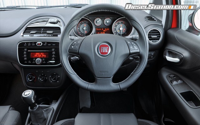 Fiat Punto Evo 2010 Widescreen Picture #0 Fiat Punto Evo 2010 Widescreen Picture #0