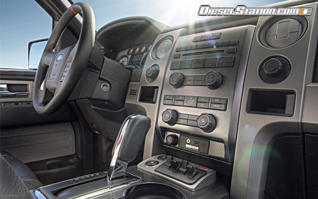 Ford 2010 F150 SVT Raptor Widescreen Picture #4 Ford 2010 F150 SVT Raptor Widescreen Picture #4