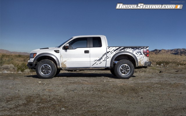 Ford 2010 F150 SVT Raptor Widescreen Picture #17 Ford 2010 F150 SVT Raptor Widescreen Picture #17
