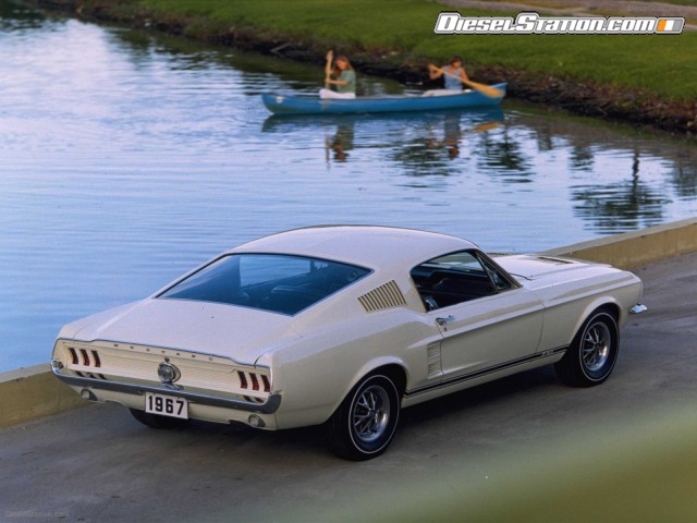 Ford CELEBRATES 45TH ANNIVERSARY OF MUSTANG Picture #81 Ford CELEBRATES 45TH ANNIVERSARY OF MUSTANG Picture #81