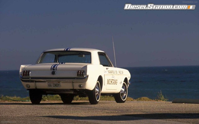 Ford CELEBRATES 45TH ANNIVERSARY OF MUSTANG Widescreen Picture #8 Ford CELEBRATES 45TH ANNIVERSARY OF MUSTANG Widescreen Picture #8