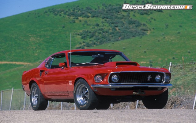 Ford CELEBRATES 45TH ANNIVERSARY OF MUSTANG Widescreen Picture #67 Ford CELEBRATES 45TH ANNIVERSARY OF MUSTANG Widescreen Picture #67