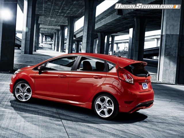 Ford Fiesta ST 2014 Picture #15 Ford Fiesta ST 2014 Picture #15