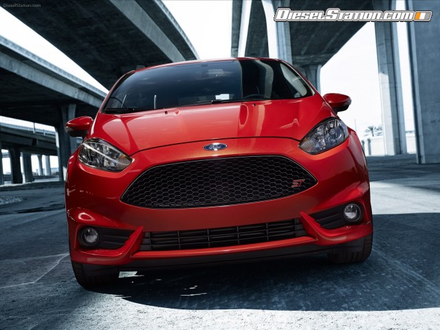 Ford Fiesta ST 2014 Picture #17 Ford Fiesta ST 2014 Picture #17