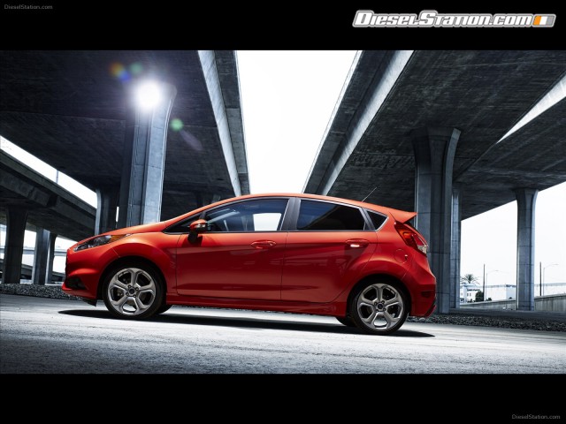 Ford Fiesta ST 2014 Picture #3 Ford Fiesta ST 2014 Picture #3