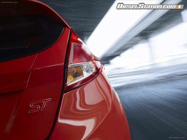 Ford Fiesta ST 2014 Picture #69 Ford Fiesta ST 2014 Picture #69