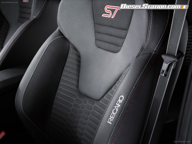 Ford Fiesta ST200 2017 Picture #8 Ford Fiesta ST200 2017 Picture #8