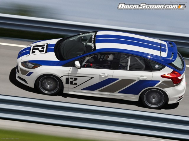 Ford Focus ST R 2012 Picture #3 Ford Focus ST R 2012 Picture #3