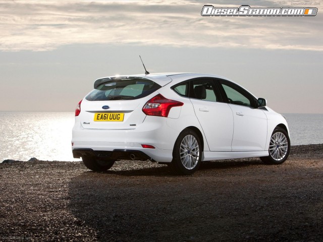 Ford Focus Zetec S 2012 Picture #2 Ford Focus Zetec S 2012 Picture #2