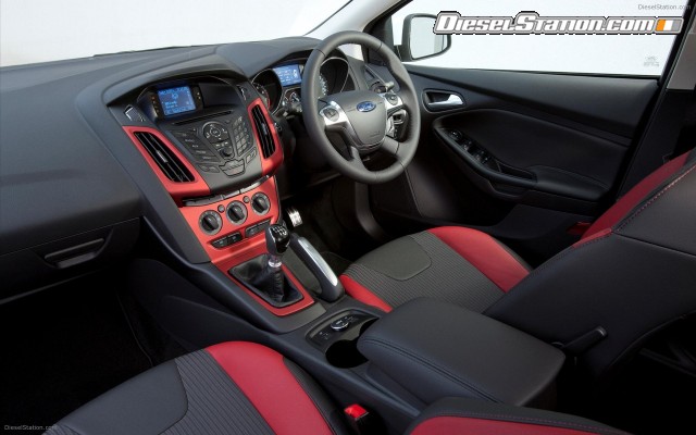 Ford Focus Zetec S 2012 Widescreen Picture #8 Ford Focus Zetec S 2012 Widescreen Picture #8