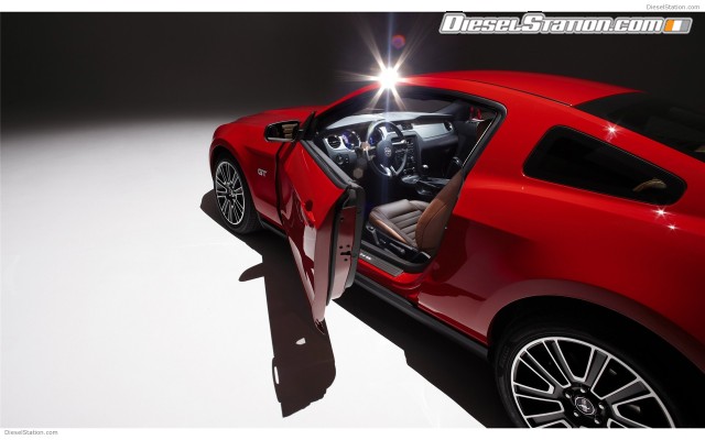 Ford Mustang 2010 Widescreen Picture #11 Ford Mustang 2010 Widescreen Picture #11