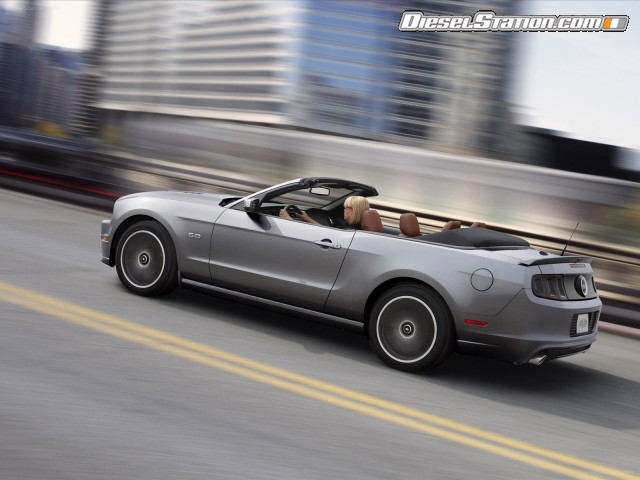 Ford Mustang GT 2013 Picture #3 Ford Mustang GT 2013 Picture #3