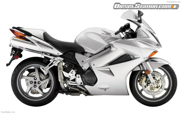 Honda 2009 Interceptor Widescreen Picture #1 Honda 2009 Interceptor Widescreen Picture #1