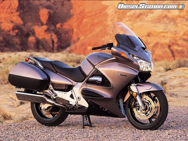 Honda 2009 ST1300 Picture #9 Honda 2009 ST1300 Picture #9