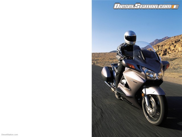 Honda 2009 ST1300 Picture #2 Honda 2009 ST1300 Picture #2