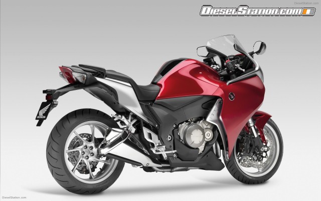 Honda 2010 VFR1200F Widescreen Picture #12 Honda 2010 VFR1200F Widescreen Picture #12