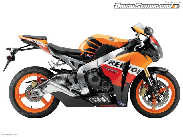 Honda CBR 1000RR 2009 Picture #6 Honda CBR 1000RR 2009 Picture #6