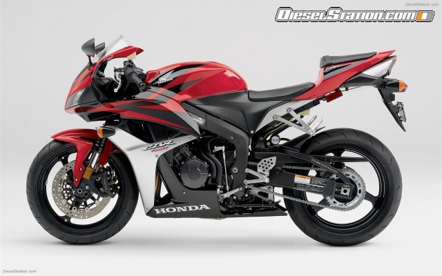 Honda CBR 600RR Widescreen Picture #5 Honda CBR 600RR Widescreen Picture #5