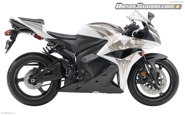 Honda CBR 600RR Widescreen Picture #6 Honda CBR 600RR Widescreen Picture #6