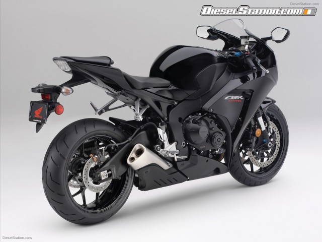 Honda CBR1000RR 2012 Picture #16 Honda CBR1000RR 2012 Picture #16