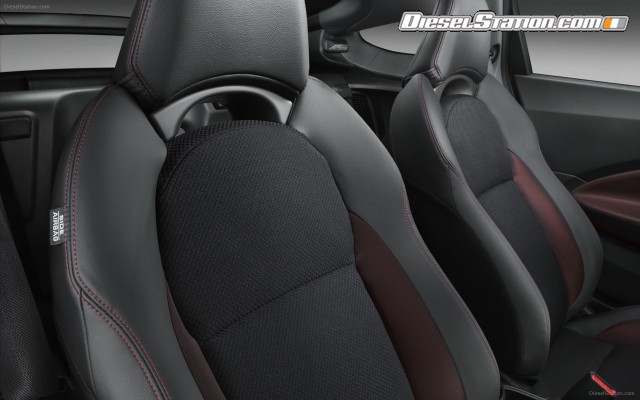 Honda CR Z 2013 Widescreen Picture #35 Honda CR Z 2013 Widescreen Picture #35