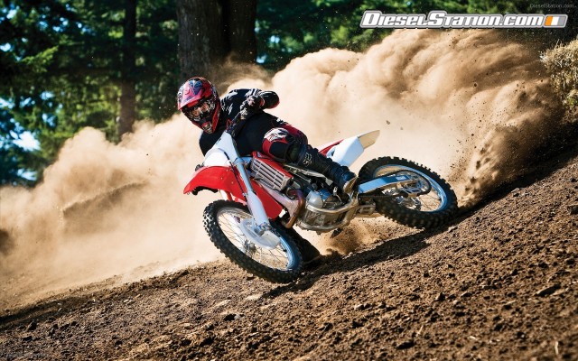 Honda CRF 450R Widescreen Picture #14 Honda CRF 450R Widescreen Picture #14