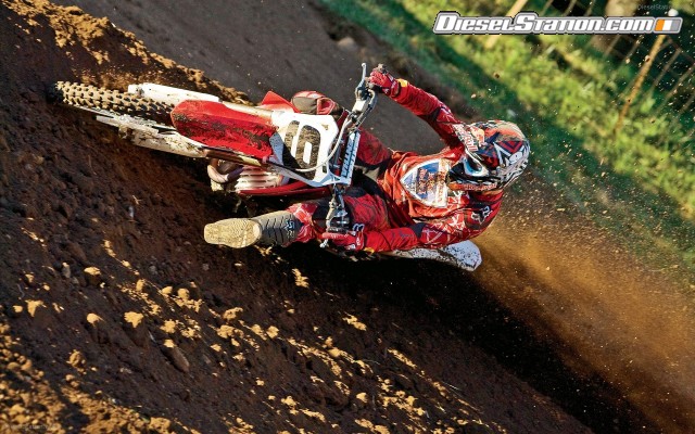 Honda CRF 450R Widescreen Picture #20 Honda CRF 450R Widescreen Picture #20