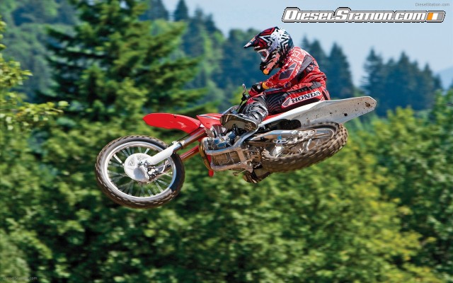 Honda CRF 450R Widescreen Picture #19 Honda CRF 450R Widescreen Picture #19