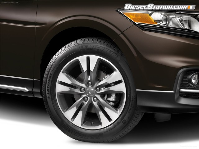 Honda Crosstour 2013 Picture #1 Honda Crosstour 2013 Picture #1