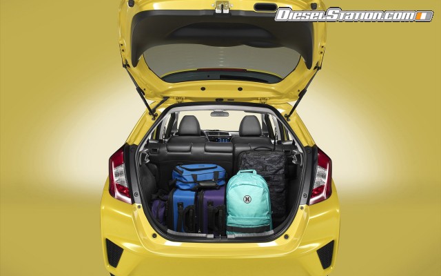 Honda Fit 2015 Widescreen Picture #17 Honda Fit 2015 Widescreen Picture #17