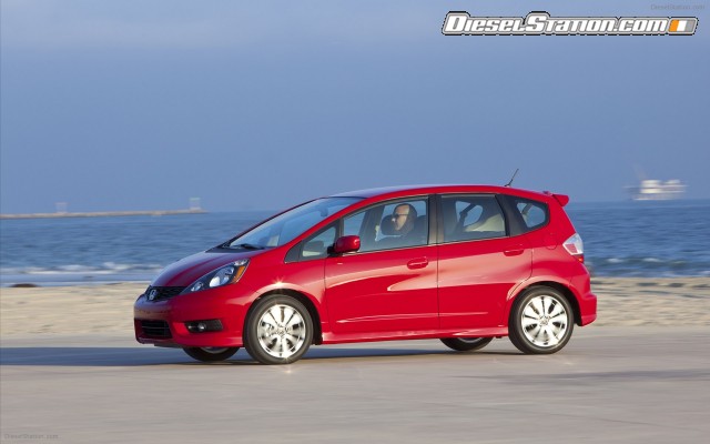 Honda Fit Sport 2012 Widescreen Picture #5 Honda Fit Sport 2012 Widescreen Picture #5