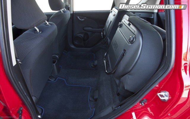 Honda Fit Sport 2012 Widescreen Picture #12 Honda Fit Sport 2012 Widescreen Picture #12