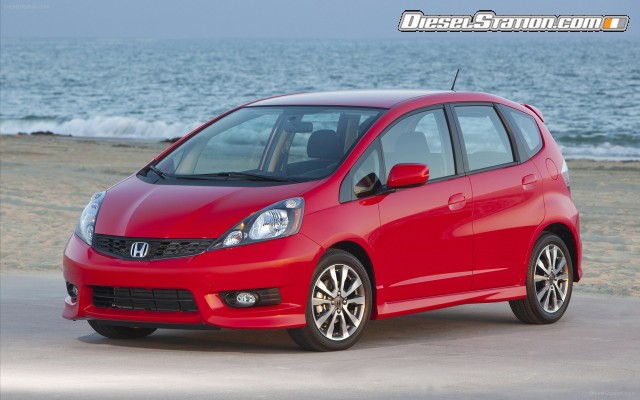 Honda Fit Sport 2013 Widescreen Picture #2 Honda Fit Sport 2013 Widescreen Picture #2
