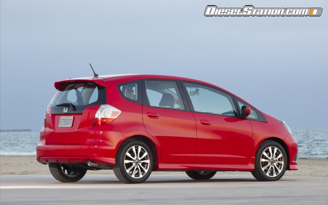Honda Fit Sport 2013 Widescreen Picture #3 Honda Fit Sport 2013 Widescreen Picture #3